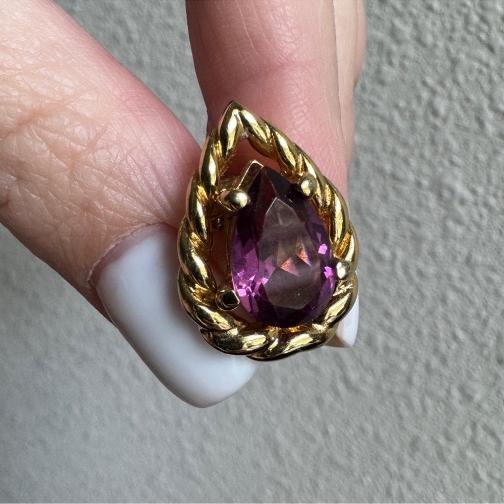 DIOR Christian Dior Vintage Amethyst and Gold Tone Earrings EUC - Picture 10 of 10